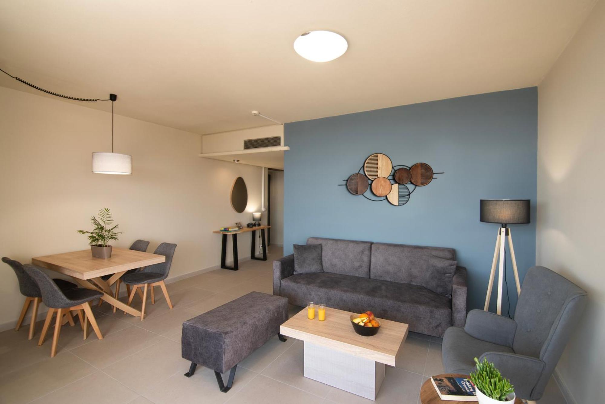 Marina Alimos Hotel Apartments Атина Екстериор снимка
